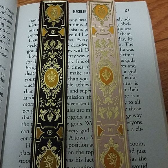 2 leather bookmarks - Picture 4 of 6